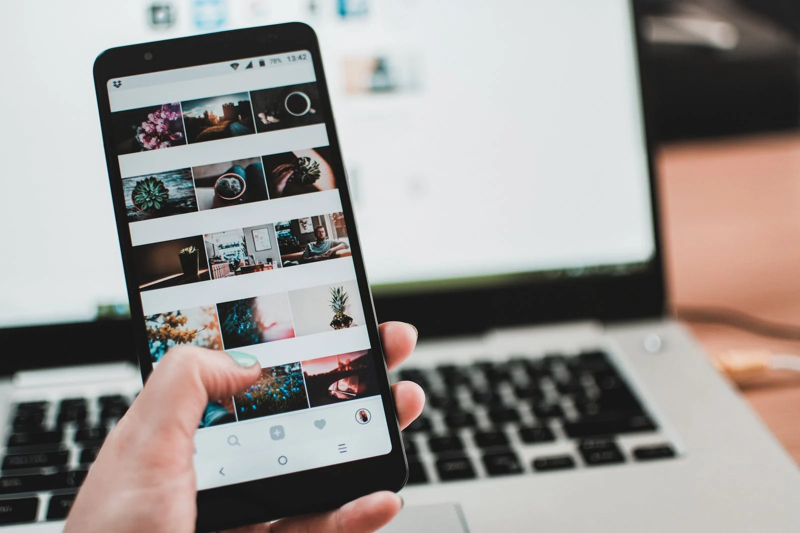 The Ultimate Guide 2022: How to Promote Yourself as a Realtor on Social Media